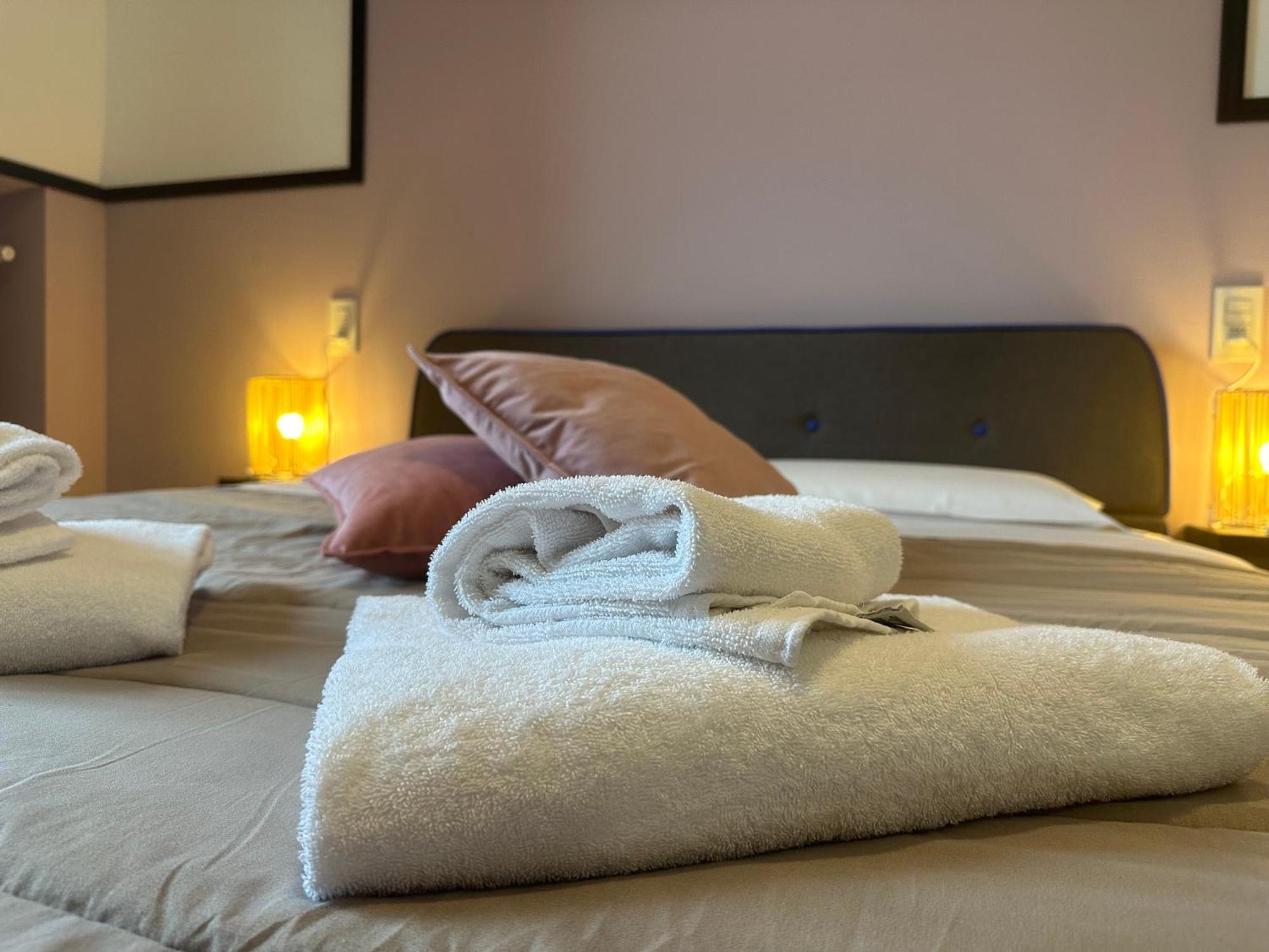Feel - Bellavista Suites Bergamo Zewnętrze zdjęcie